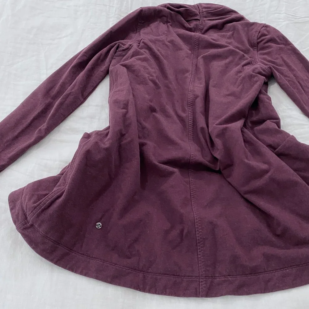 SOLD Lululemon Thats a Wrap Pullover - Picture 7 of 8